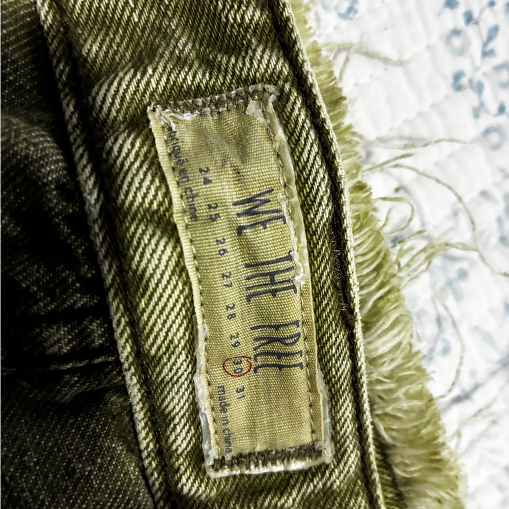 Free People Super Rare Dusk Jeans in Olive Green size 30, very rare in this size - Picture 11 of 11